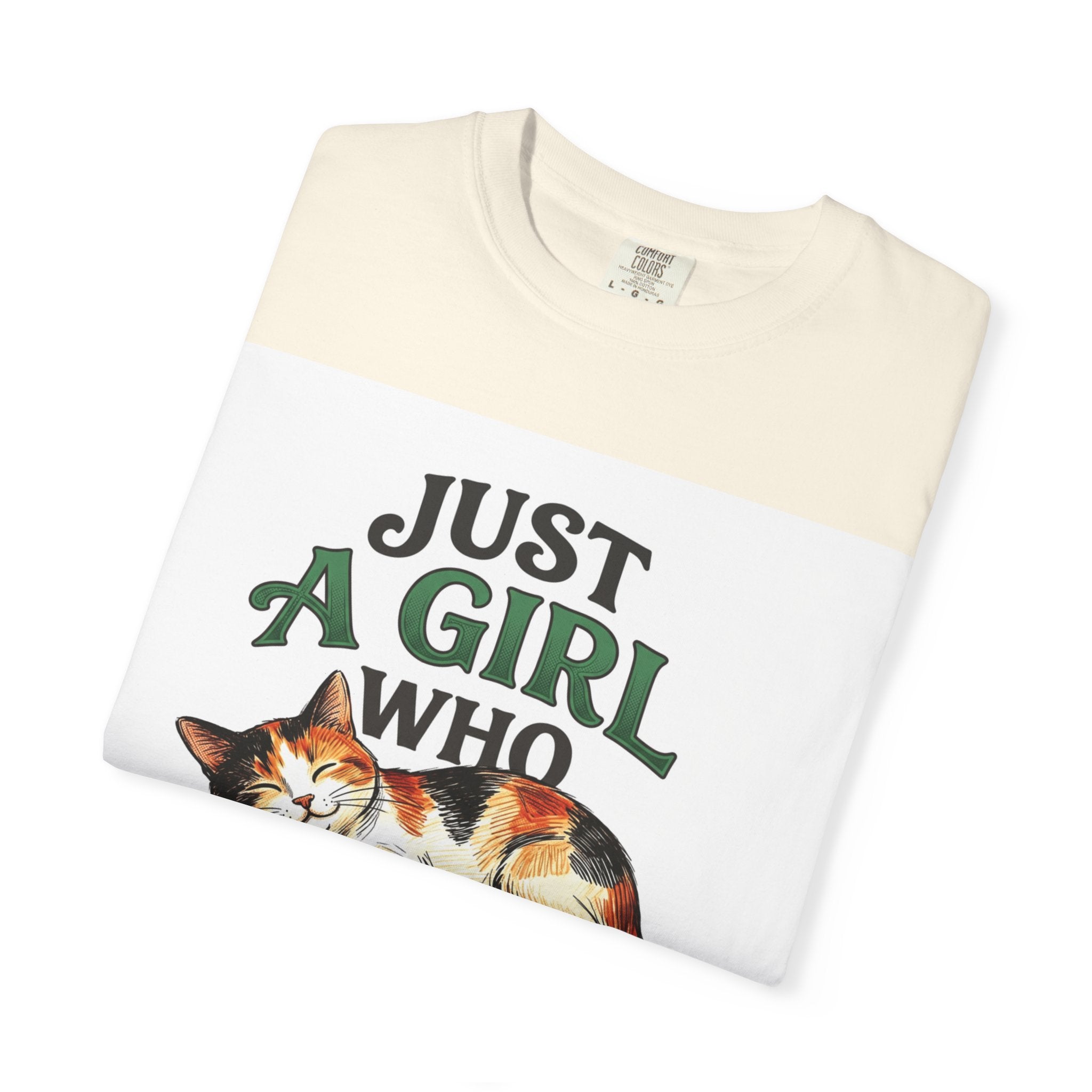 Just a Girl Who Loves Cats T-Shirt