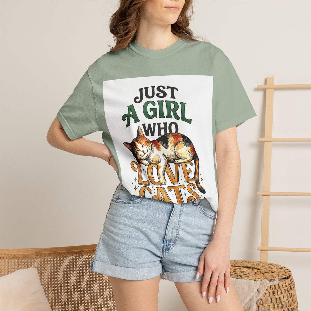 Just a Girl Who Loves Cats T-Shirt