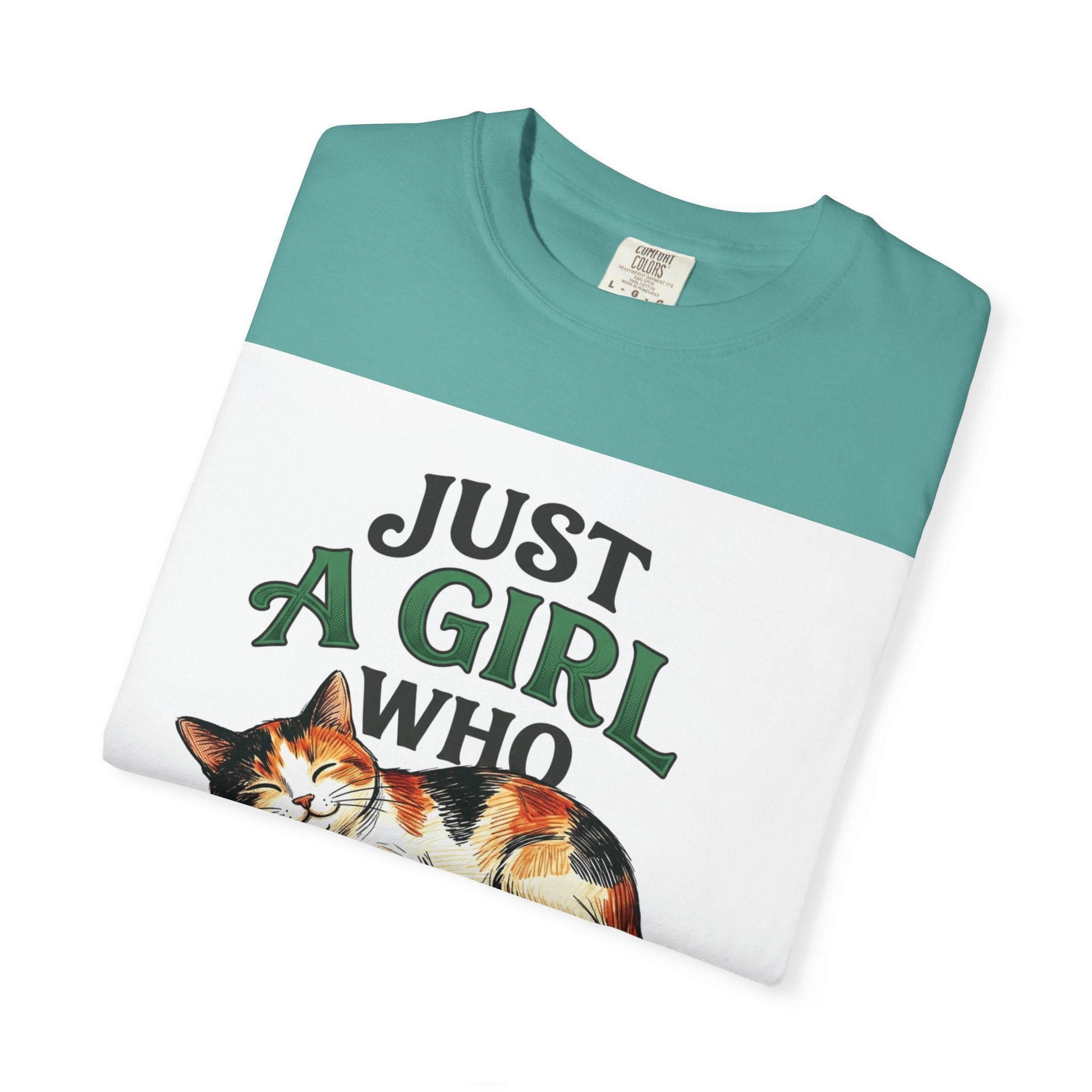 Just a Girl Who Loves Cats T-Shirt