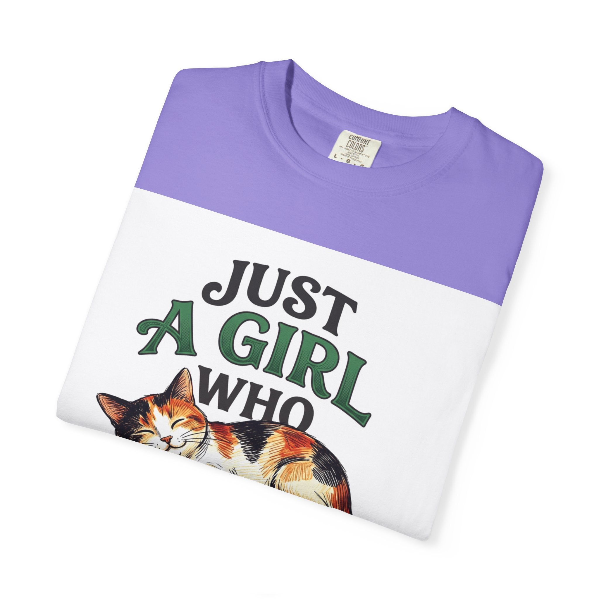 Just a Girl Who Loves Cats T-Shirt