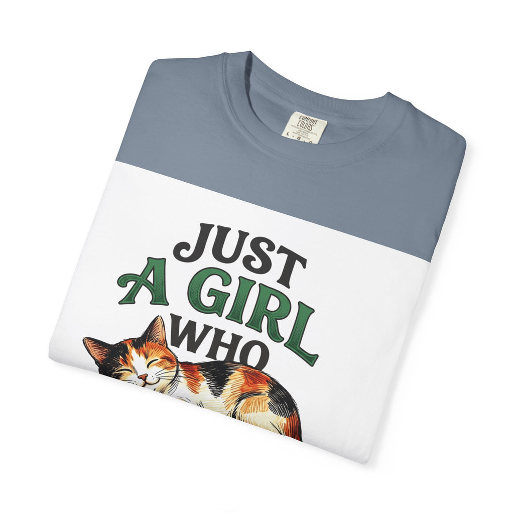 Just a Girl Who Loves Cats T-Shirt
