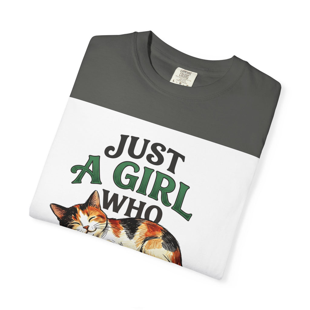 Just a Girl Who Loves Cats T-Shirt