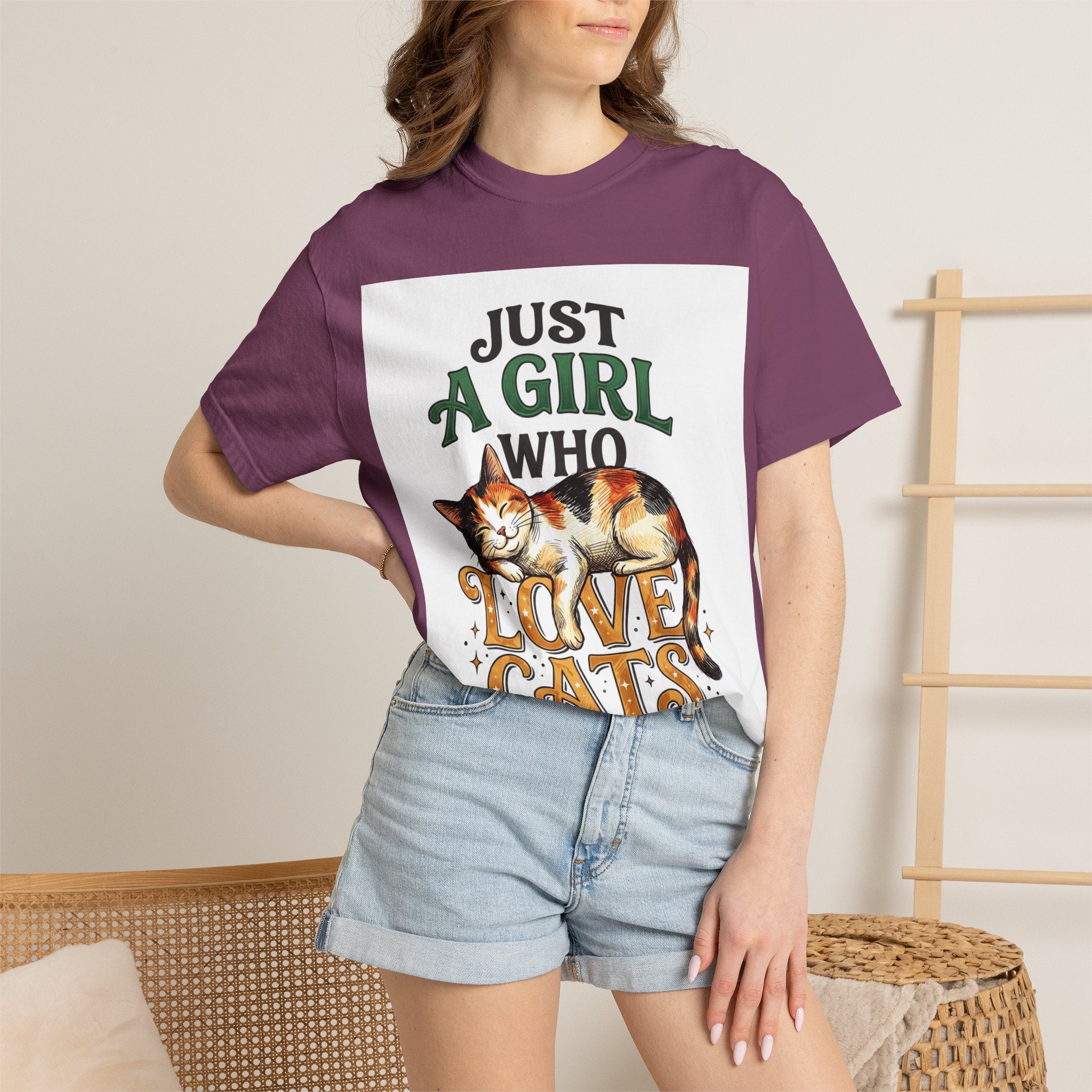 Just a Girl Who Loves Cats T-Shirt